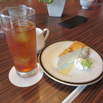 M＆C Cafe - アイスティー＆ミルクレープ　1150円