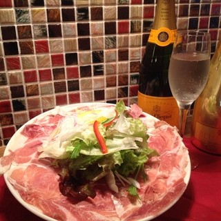 蔵っちぇ - プロシュットハムのてんこ盛り  