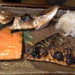 食事処じゅん - 鯵、鮭、鯖の３つ