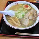 旭屋食堂 - ラーメン