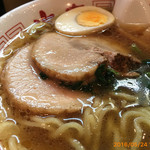 光来 - 厚切りチャーシューが５枚は嬉しい
      