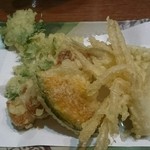 Ono udon - 天ぷら盛り合わせ