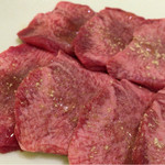 焼肉家 KAZU 神楽坂 - 