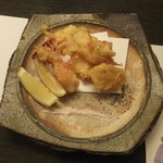 旬菜 おぐら家 - 足赤海老の天ぷら
      