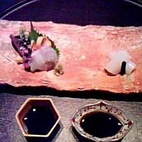 一汁ニ菜 うえの 箕面店 - おさしみ　薬味が2種類でお醤油もわけて