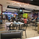 Robinson Bangrak Food Court - 