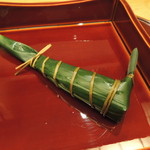 赤坂 詠月 - 穴子寿司のちまき2016.5