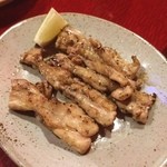 Sumiyaki To Kamameshi Sakaguchi - サエズリと
                        ハツに砂肝
                        三種盛り
