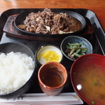 ウエノ - 焼肉定食です☆　2016-0318訪問