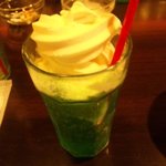 クリームソーダもつくってみました