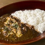 HUNGRY CURRY BY100時間カレー - ごろっとチキンカレー790円