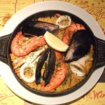 Spain Bar VITA - 渡りガニと色々魚介のパエリア