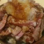 Sutekirokku - ステーキ丼は山盛り(＠_＠;)
                      