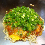 Okonomiyaki Sumireya - 肉玉そば、ねぎかけ