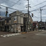 Kappou Kawaguchi - 姉妹店「海一」外観、「かわぐち」から直線で50m
