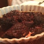 カトリカ - 牛赤ワイン煮込み