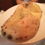 カトリカ - 追加で焼いてもらったパン （ピッツァの生地）