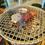 炭火焼肉・韓国料理 KollaBo - 今流行りの炭火網焼き！