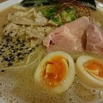 麺屋さくら - さくらラーメン全部のせ、醤油、硬麺