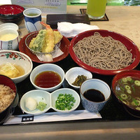 稚加榮 本店 - そば定食
