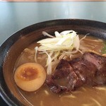 ロイヤルコーヒーショップ 仙台空港店 - 牛タンラーメン