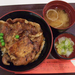 豚丼のぶたはげ ららぽーと新三郷店 - 帯広名物豚丼 四枚 (¥980-)