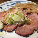 麺壱 吉兆 - 【料理】つまみ炙り焼豚