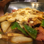 555飯店 - 鍋焼き鴨。スパイシー旨い！