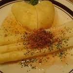 ドイツレストラン ハンブルク - ホワイトアスパラガスのバターソース
