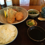 さかもと - あじフライとクリームコロッケ定食1080円