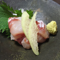 割烹　梅津 - 白身「お造り」