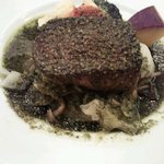 モンテ - 牛タンの香草バターソースをアップで