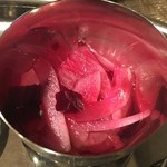 スパイス料理ナッラマナム - ロシア風ビーツのサラダ