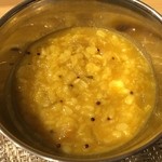 スパイス料理ナッラマナム - インドの豆煮込み