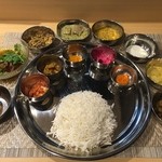 スパイス料理ナッラマナム - 今週のナッラマナム 全部のせ 1550円(税込)