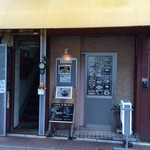 201605 トリム　１階入口付近