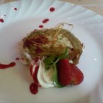欧風創作料理 森のレストラン CUOCO - デザート 抹茶のロールケーキ