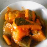 オモヤキッチン - お惣菜Takeout　¥200分：かぼちゃとズッキーニのトマト煮（お野菜トロトロで甘いトマト煮です）　2016.5下旬