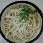サヌキのピッピ - ひやかけ 180円  生温い塩気のあるかけ出汁に中細のつるつるのどごし麺