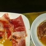 炭火焼肉ホルモン いこら - 