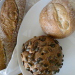 バゲット かぼちゃのタネ 丸いパン2016.5