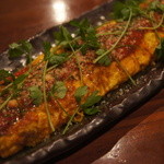 Teppanyaki Baru Kamu - 鉄板で焼いたチーズオムレツ