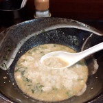 海味家 - 残ったスープにサービスのライスを入れてカニ味噌おじや風！激うま！！