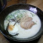 豚骨らーめん 屋台 博多将軍 - 博多ラーメン