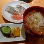 遊食豚彩 いちにいさん 銀座店 - きびなご寿司　豚汁