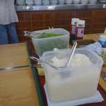 うどん 一福 - 今回座っている席の横に沢山薬味が用意されていたので