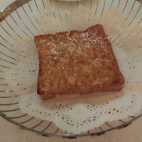 AKARENGA STEAK HOUSE - 2016/1月 特製チーズブレッド