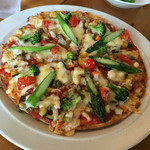 軽井沢ガーデンテラス　旬食厨房 - 軽井沢高原野菜ピザ