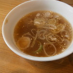 ラーメンにっこう - 油そばのセットの時に付くスープです。