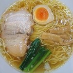 友愛亭 - カミソリ醤油650円無駄なものは一切無いラーメンの完成形